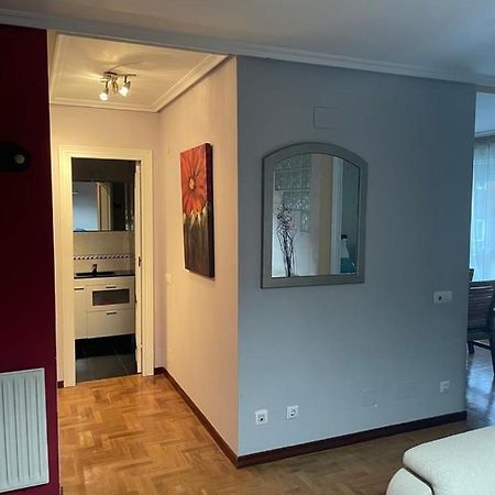 Apartamento Parque Del Oeste オビエド エクステリア 写真