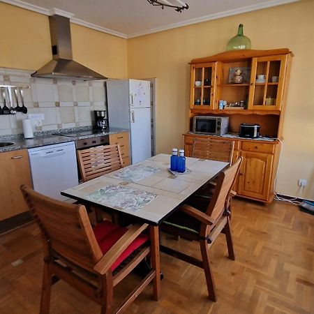 Apartamento Parque Del Oeste オビエド エクステリア 写真